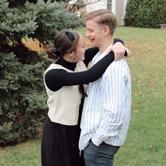 ✨Meet me✨ - Picture 5 of 8